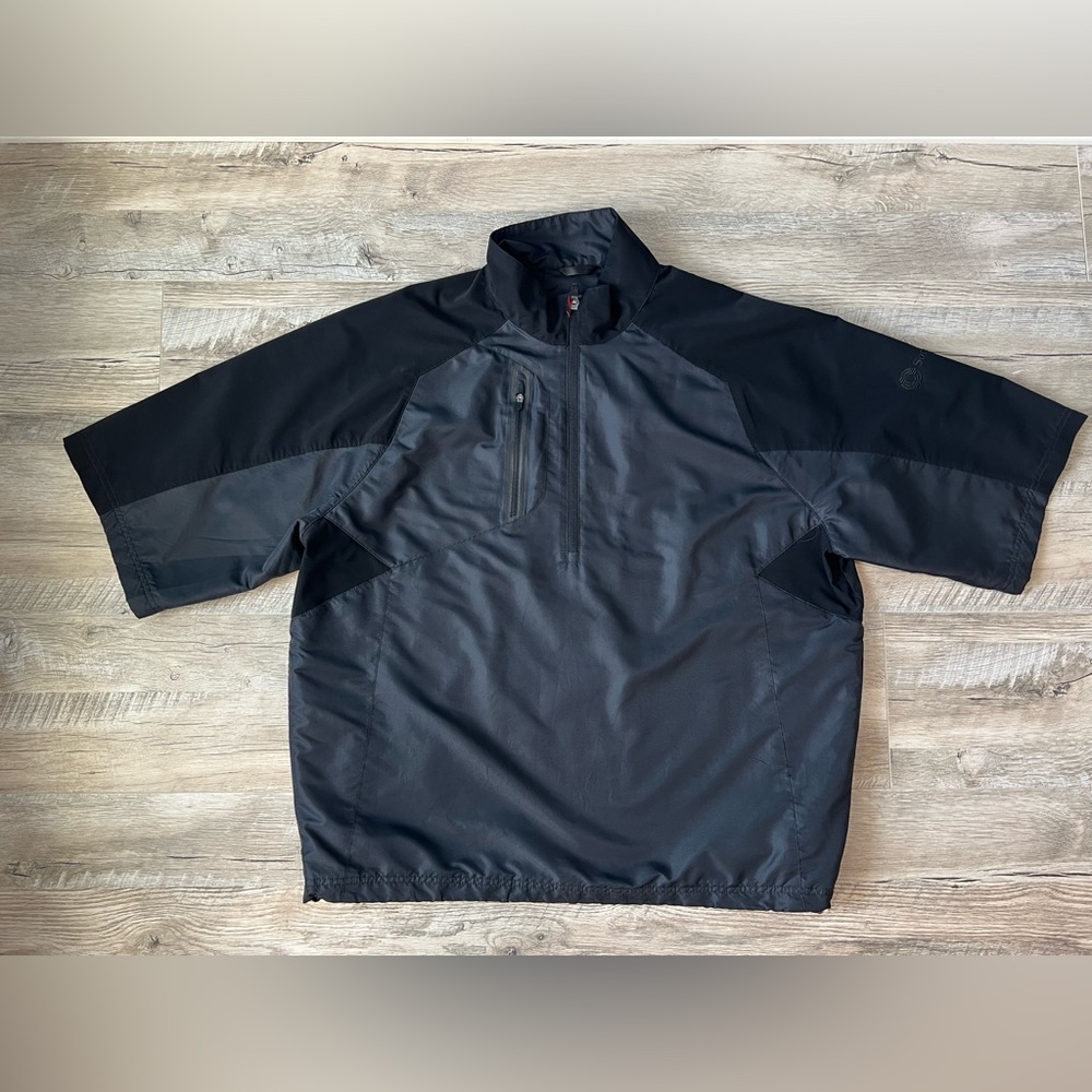 Zero Restriction Tour Series Short Sleeve Golf  Windbreaker Black/Red Lg